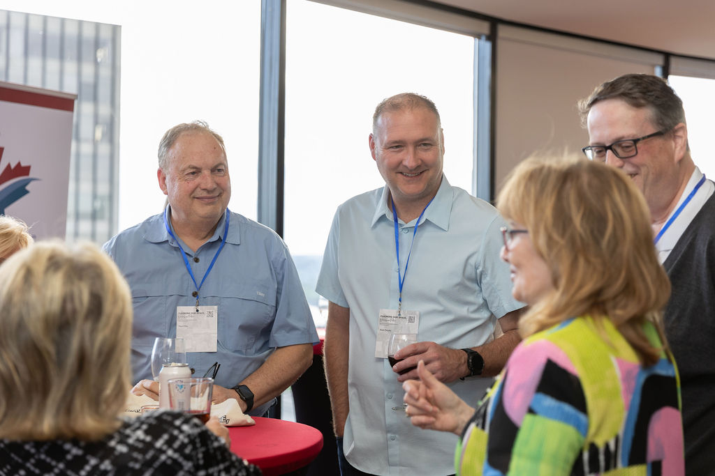 Group_of_Summit_Attendees